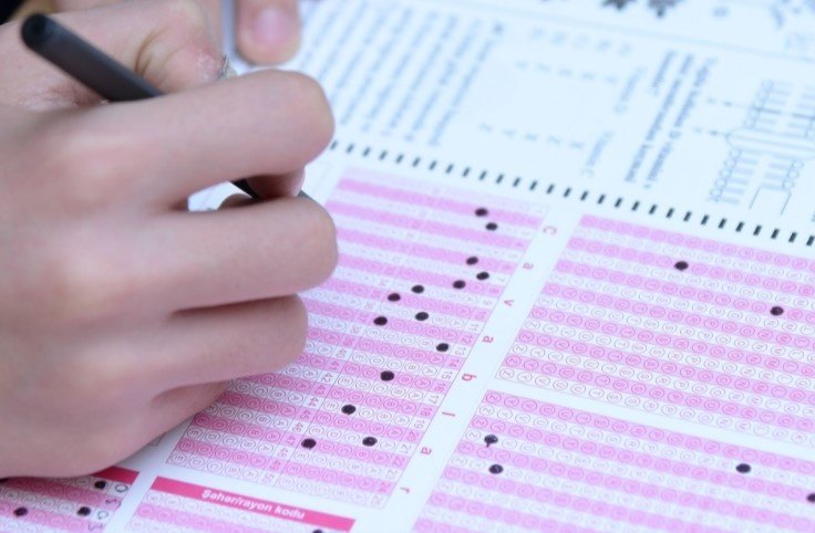 В Узбекистане изменили минимальный проходной балл при поступлении в вузы