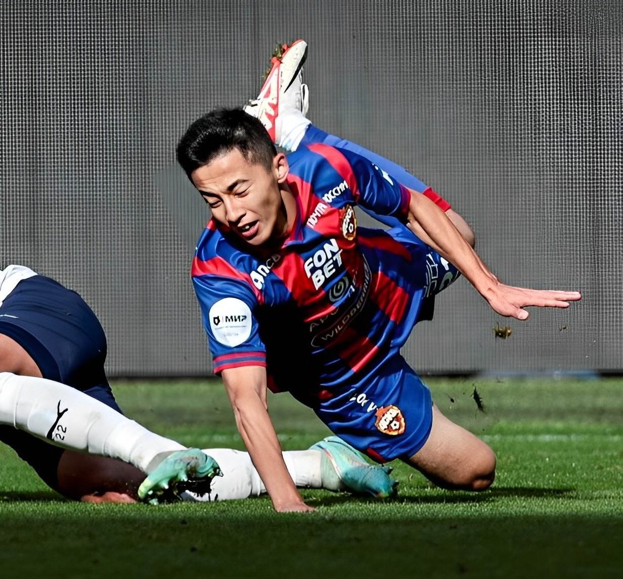 Аббосбек Файзуллаев рассказал, почему ему стало тяжелее играть в РПЛ