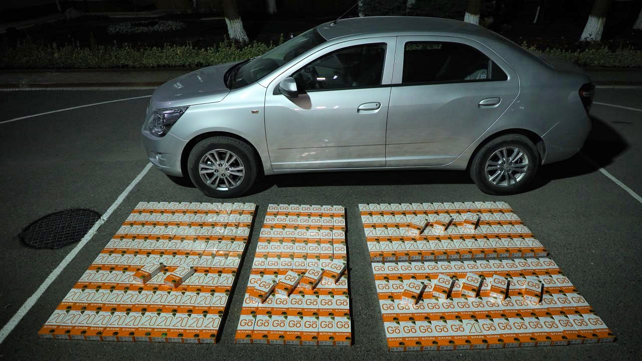 В Фергане пресечено распространение контрабандных мобильных телефонов