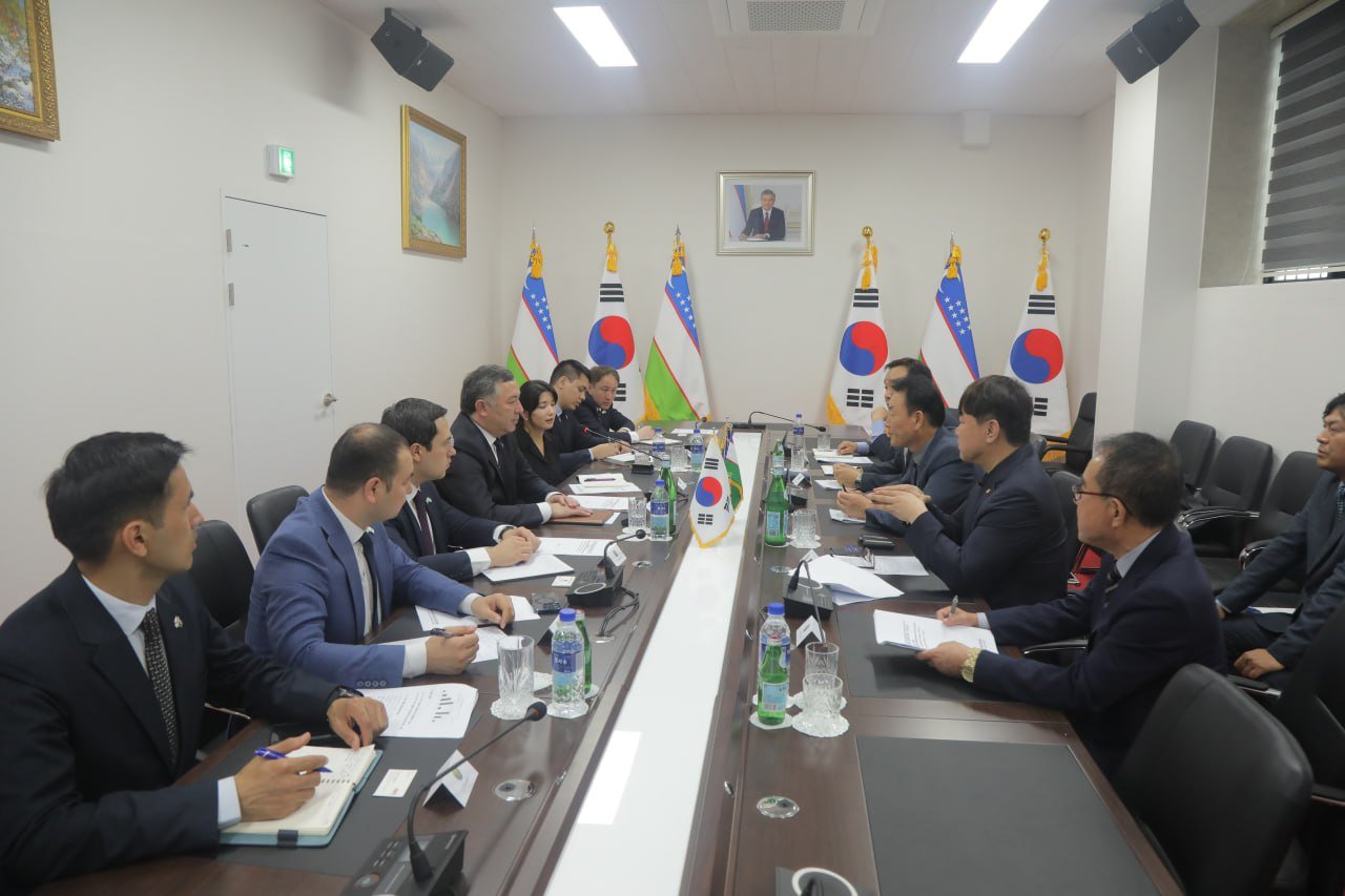 Южная Корея готова пригласить 3 000 узбекистанцев на работу