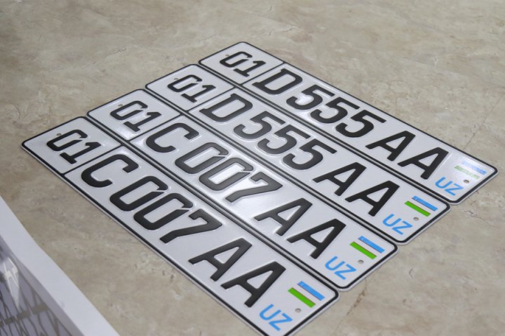 Узбекистанцы потратили более 4 млрд сумов за день на красивые авто номера