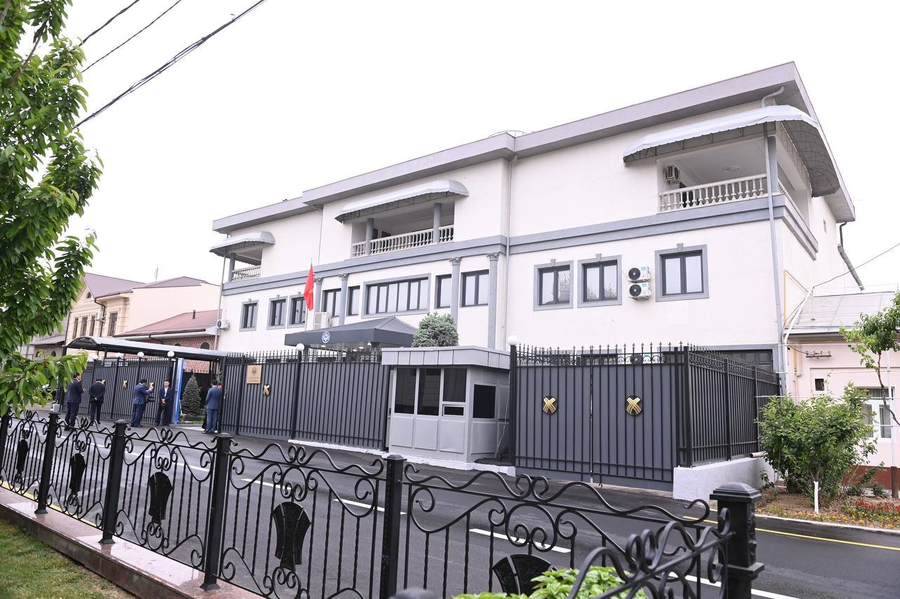 Кыргызстан открыл новое посольство в Ташкенте