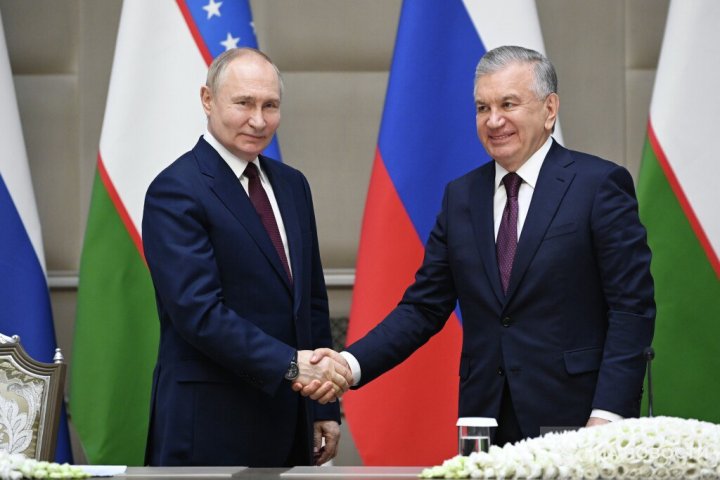 Песков: Мирзиёев и Путин общались тет-а-тет до 3 часов ночи