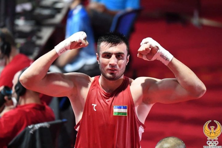 Узбекский боксер Баходир Джалолов рассказал, как тратит свои гонорары