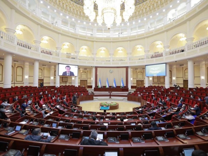 Узбекистан принял закон о нежеланных иностранцах