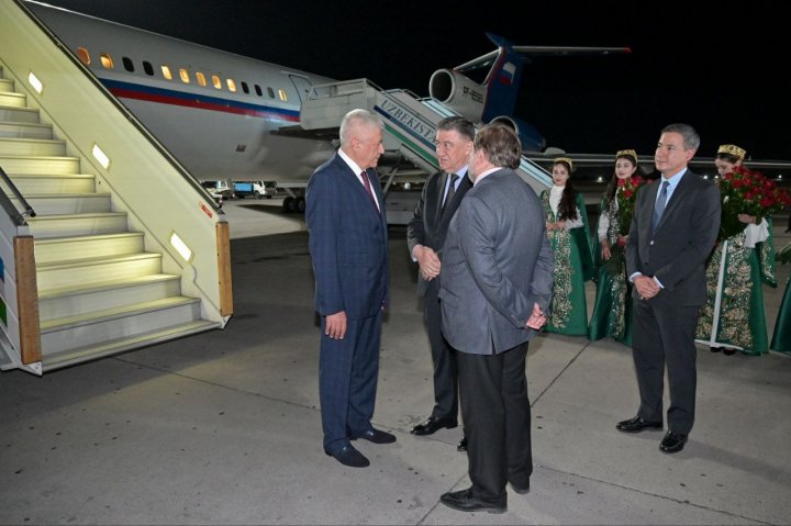 Глава МВД РФ Владимир Колокольцев прибыл в Ташкент