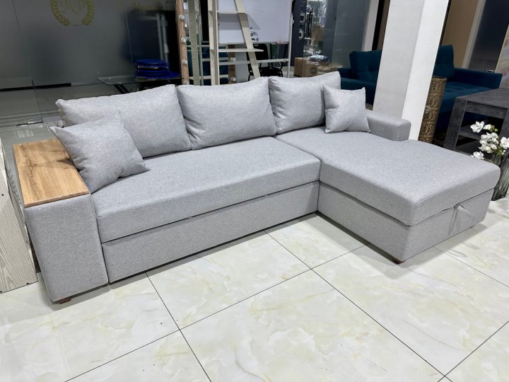 Модные тенденции в дизайне угловых диванов