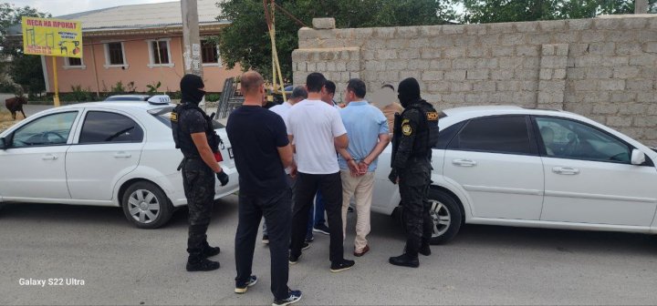 В Самарканде мужчину задержали в момент продажи 1кг наркотиков