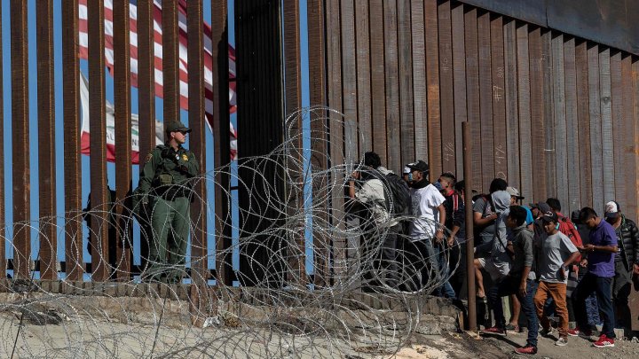 США ужесточают миграционную политику