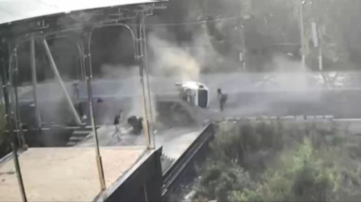 В Самарканде водитель Damas наехал на группу подростков, есть пострадавшие — видео