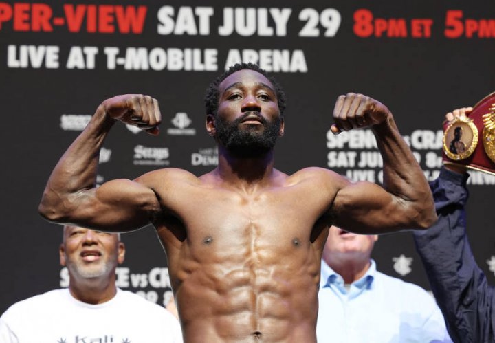 Тренер Кроуфорда дал прогноз на бой с Мадримовым