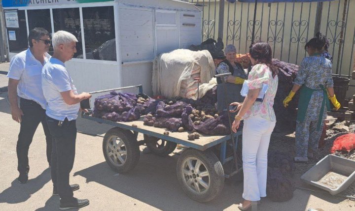 На одном из рынков Ташкента выявили более 100кг непригодного картофеля