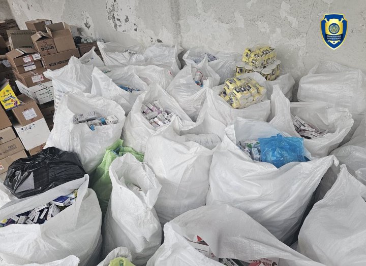 В Намангане из незаконного оборота изъяли медикаменты и медицинские изделия на 1,2 млрд сумов