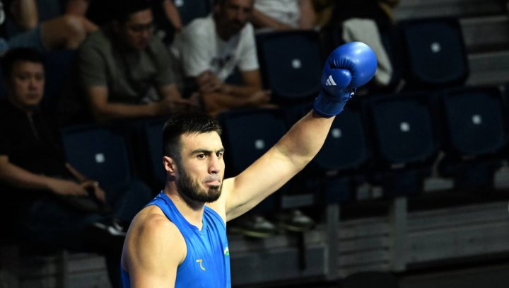 Узбекский боксер Баходир Джалолов начал путь на Олимпиаде с уверенной победы