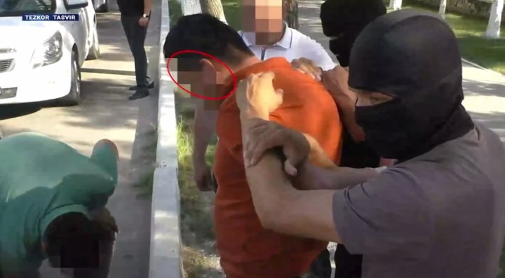 В Навои оперативник отдела кибербезопасности потребовал взятку за розыск интернет-мошенника