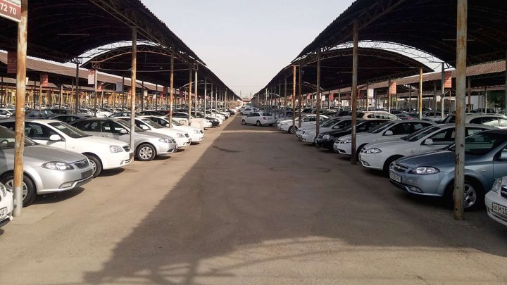 В Узбекистане резко упал рынок продажи автомобилей
