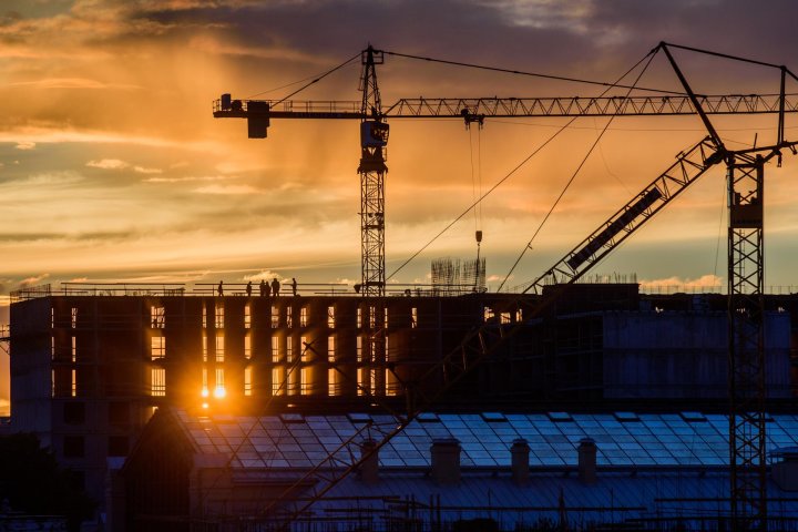 В Узбекистане выполнили строительные работы почти на 80 трлн сумов