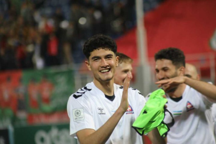 Молодой узбекский футболист отправился в Россию