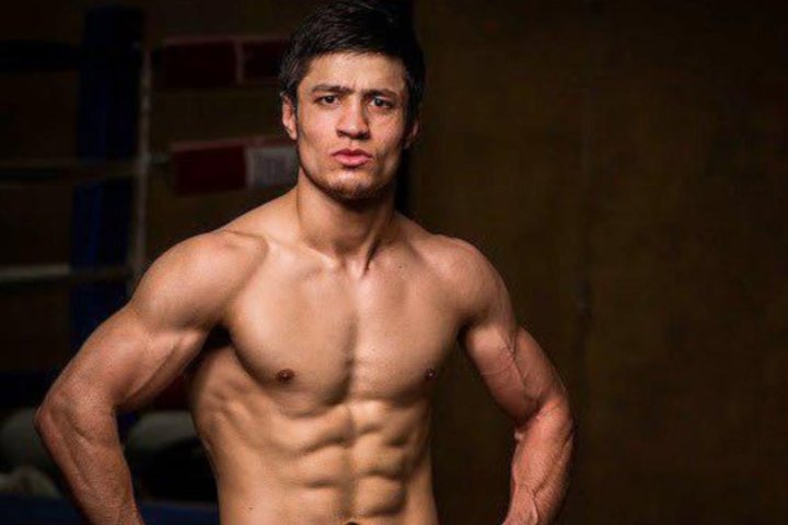 Узбекский боксёр Шохжахон Эргашев потерпел второе поражение в США