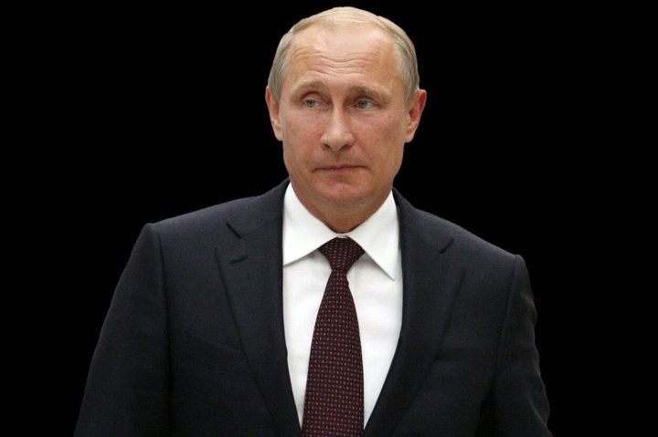 Сайт Кремля добавил новые данные в биографию Путина