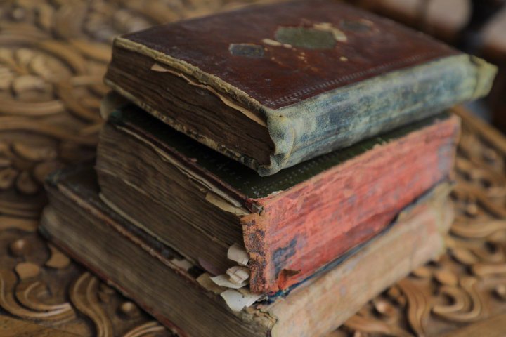 В Намангане археологи обнаружили редкие мечи XI и XIV веков, бактрийские и китайские монеты и рукопись Фараби