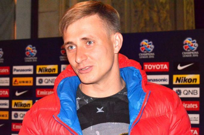 Узбекский вратарь Александр Лобанов покинул Навбахор