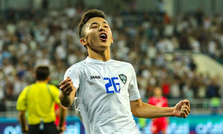 Легенда ЦСКА высоко оценил потенциал узбекского футболиста Файзуллаева