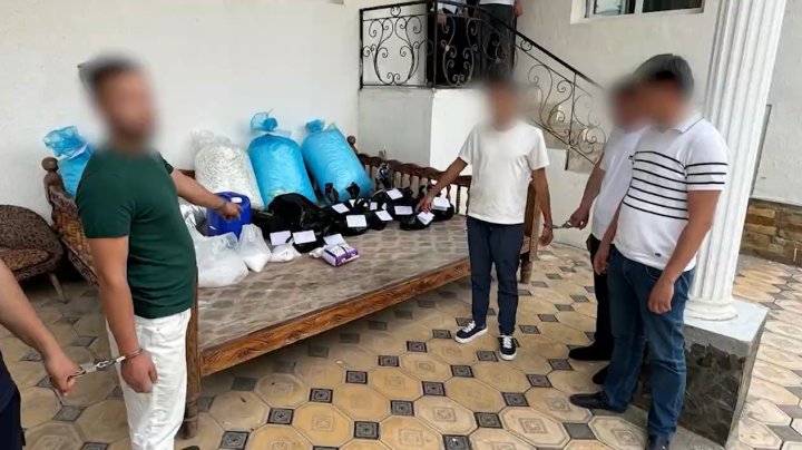 В Ташкентской области выявили подпольный цех по производству психотропных препаратов - видео