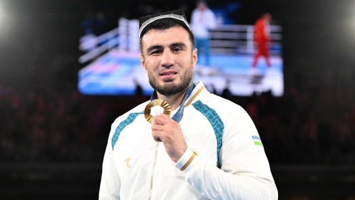 После триумфа на ОИ в Париже узбекский боксёр Джалолов улучшил позиции в рейтинге WBC