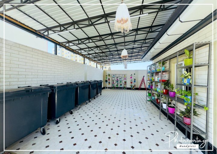 В Андижане появились уютные «мусорки»