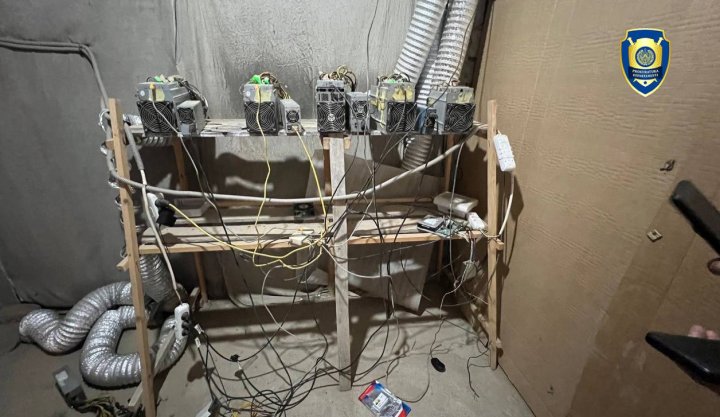 Житель Ташкентского района незаконно майнил криптовалюту