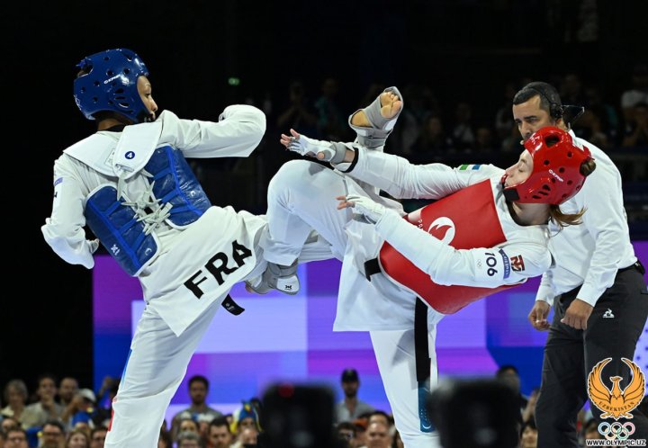 В Париже у узбекской спортсменки «отобрали» золотую медаль — видео