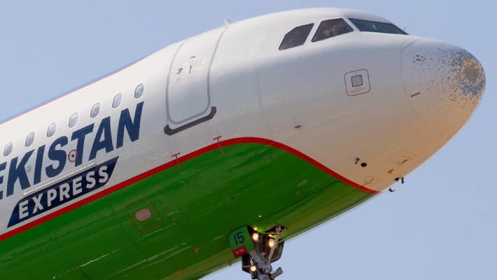 AviaSpotter: Самолёт Uzbekistan Airways, летевший из России, пострадал от града