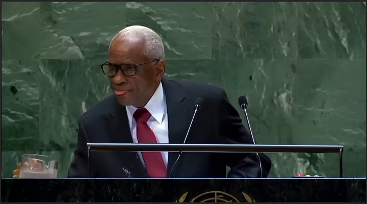 Президент Гаити Эдгар Леблан попал в неловкую ситуацию во время выступления в ООН