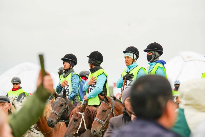 В Казахстане стартовал международный марафон-байге «Ұлы дала жорығы»