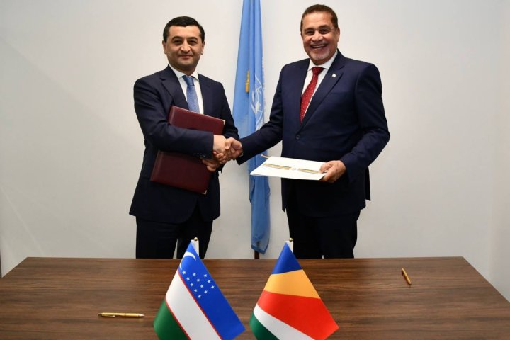 Узбекистан установил дипотношения с Сейшельскими Островами