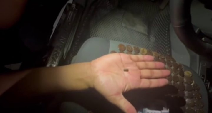 В автомобиле жителя Джизака обнаружили наркотики