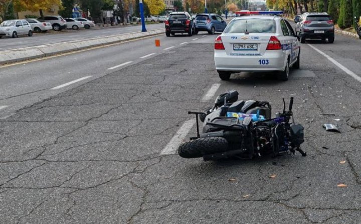 В Ташкенте произошло ДТП с участием скутера
