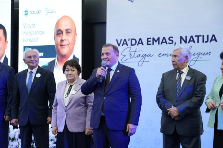 В «Jizzakh cyber arena» лидер УзЛиДеП Актам Хаитов встретился с джизакскими избирателями