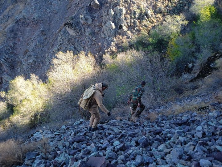 В горах Ташкентской области заблудился мужчина