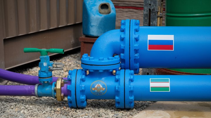 Узбекистан начнет добывать воду из воздуха с помощью российской технологии