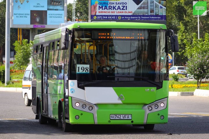 В Узбекистане автобусы перестанут принимать наличную оплату