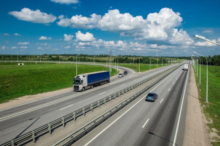 В Узбекистане в ближайшие дни будет сдан в эксплуатацию 240-километровый участок международной дороги Кунград — Бейнеу