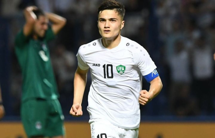 Узбекский футболист Жасур Жалолиддинов может перебраться в азербайджанский клуб