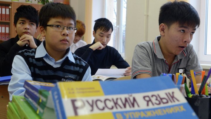 В России детей мигрантов предлагают приравнять к инвалидам