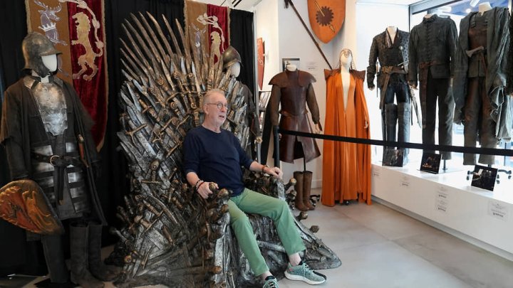 Железный трон «Игры Престолов» ушел с молотка за 1,49 млн долларов