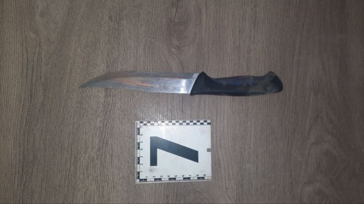 В Сырдарье 13-летний мальчик убил своего психически нездорового родственника