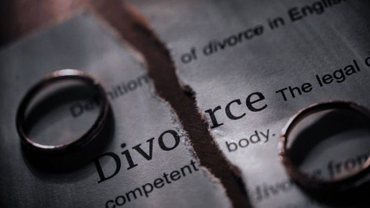 С начала года в Узбекистане развелись 34 тысячи пар