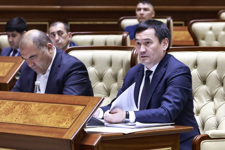 Сенат Узбекистана призвал к ответу министра транспорта