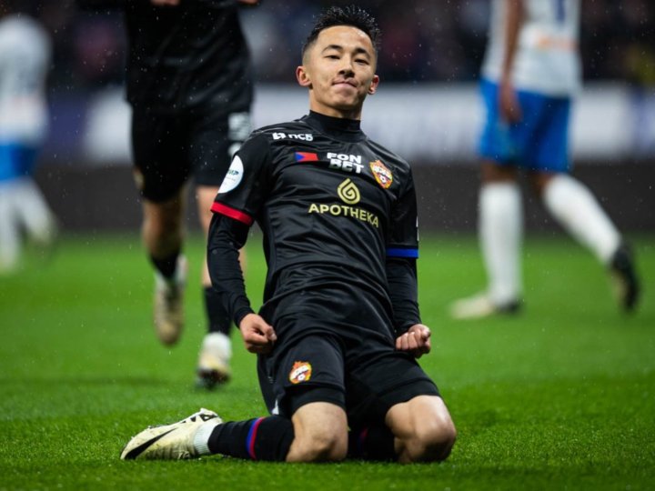 Узбекский футболист Аббосбек Файзуллаев заявил, что чувствует себя лидером ЦСКА